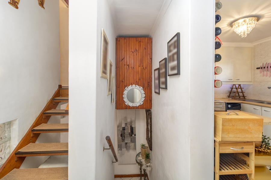 2 Bedroom Property for Sale in Parklands Western Cape